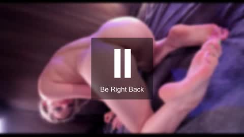 Marla  Alex online show from 09/17/25, 05:20