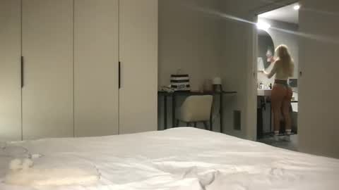 Snapshot of marleymystiquex chatting on 12/12/24, 05:59 Marley online show from 12/12/24, 05:59