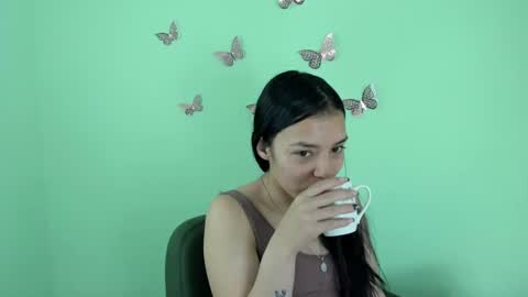 Snapshot of marlyanal chatting on 06/14/26, 05:26 Marly Anal online show from 06/14/26, 05:26