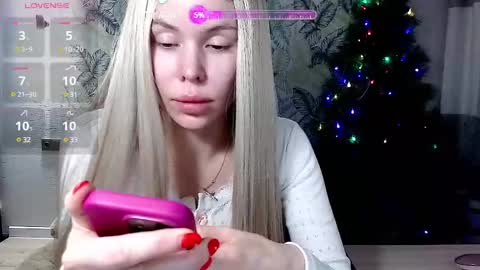 Snapshot of marmalade_fox chatting on 01/21/25, 08:52 Marmalade Fox online show from 01/21/25, 08:52