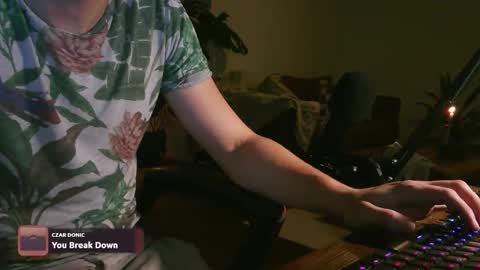 Snapshot of marnieccc chatting on 10/10/25, 07:24 marnieccc online show from 10/10/25, 07:24