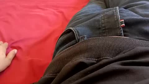 Snapshot of marocreda33 chatting on 12/03/24, 01:21 marocreda33 online show from 12/03/24, 01:21