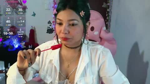 Snapshot of maron_baez chatting on 05/09/26, 01:44 maron online show from 05/09/26, 01:44