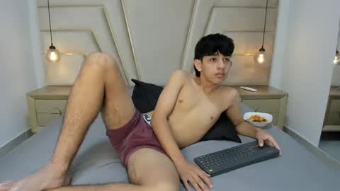 maroxcute online show from 10/30/25, 11:44