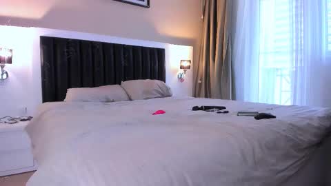 -- Mari -- online show from 02/23/26, 08:44