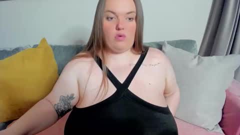 Mary online show from 10/18/25, 07:03