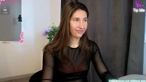 marrycolins online show from 11/06/25, 04:02