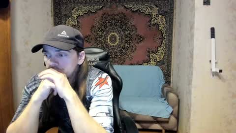 Snapshot of marryplz chatting on 01/10/25, 08:59 Alan online show from 01/10/25, 08:59