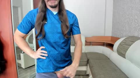 Snapshot of marryplz chatting on 09/19/25, 02:57 Alan online show from 09/19/25, 02:57