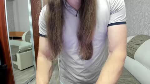 Snapshot of marryplz chatting on 10/03/25, 02:36 Alan online show from 10/03/25, 02:36