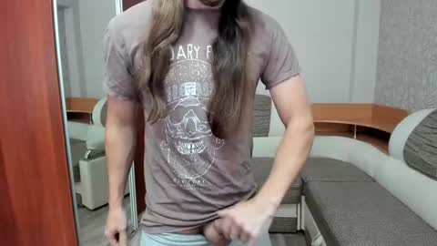 Snapshot of marryplz chatting on 10/12/25, 05:39 Alan online show from 10/12/25, 05:39