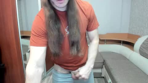 Snapshot of marryplz chatting on 12/05/25, 08:45 Alan online show from 12/05/25, 08:45