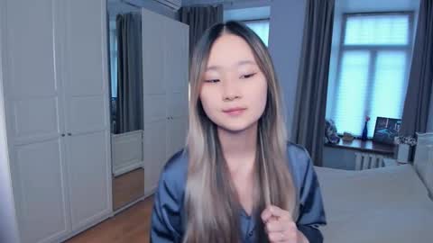 Snapshot of marrysammarry chatting on 11/15/25, 10:23 Leti online show from 11/15/25, 10:23