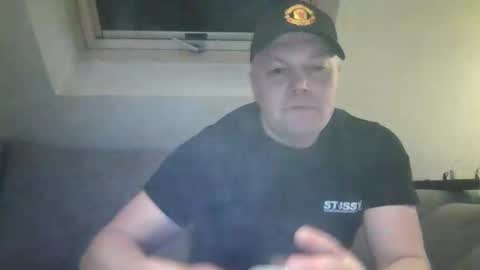 Snapshot of mars0481 chatting on 12/13/24, 07:10 mars0481 online show from 12/13/24, 07:10