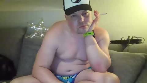 Snapshot of mars0481 chatting on 12/22/24, 08:03 mars0481 online show from 12/22/24, 08:03