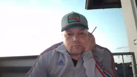 Snapshot of mars0481 chatting on 09/09/25, 06:07 mars0481 online show from 09/09/25, 06:07