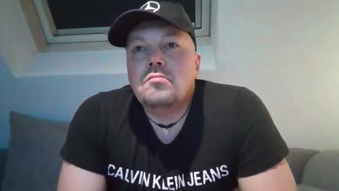 mars0481 online show from 12/15/25, 05:28