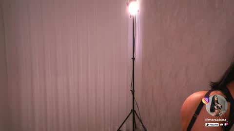 Snapshot of marsabass chatting on 01/23/25, 02:39     online show from 01/23/25, 02:39