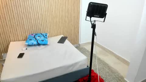 Snapshot of marshall_spencer chatting on 09/30/25, 03:17 MARSHALL online show from 09/30/25, 03:17