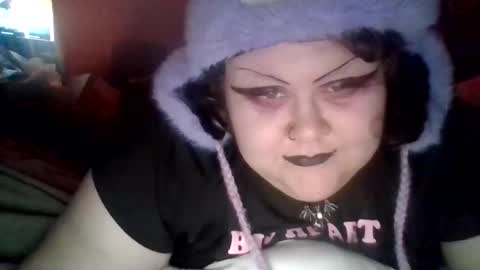 Snapshot of marshallmarx517 chatting on 02/14/26, 05:48 marshallmarx517 online show from 02/14/26, 05:48