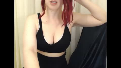 Snapshot of marshmelow555 chatting on 06/29/26, 10:10 Hi im Kate online show from 06/29/26, 10:10