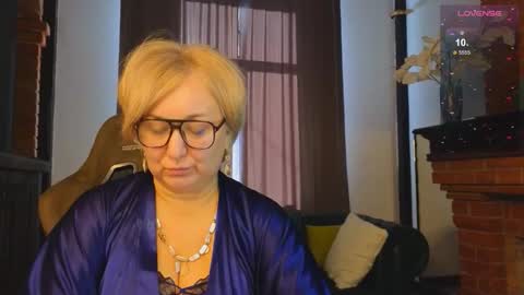 marta_wils online show from 10/24/25, 03:47