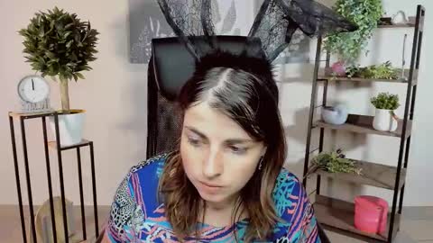 martaedams online show from 10/07/25, 06:21