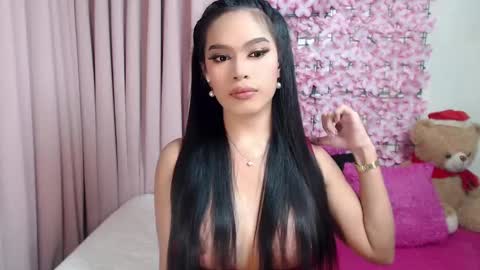 Snapshot of martha_fox chatting on 03/01/25, 03:21 DONT FORGET TO FOLLOW ME AND GIVE ME A THUMBS UP GUYS- martha online show from 03/01/25, 03:21