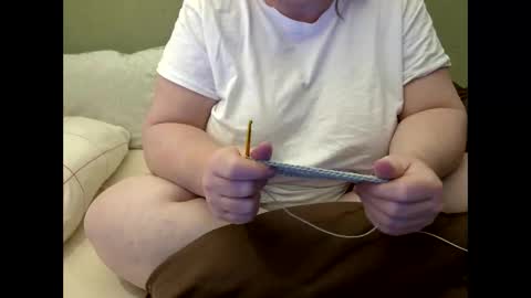 Snapshot of marthabriest chatting on 10/10/25, 02:10 Martha online show from 10/10/25, 02:10