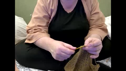 Snapshot of marthabriest chatting on 11/11/25, 07:03 Martha online show from 11/11/25, 07:03