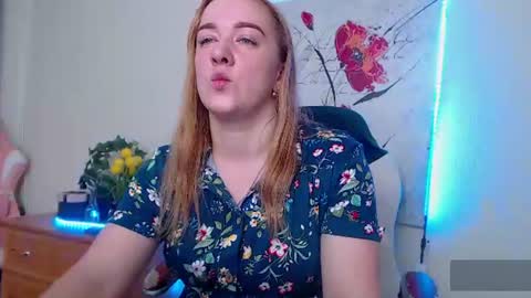 Snapshot of marthasimons chatting on 06/24/26, 04:00 Martha online show from 06/24/26, 04:00