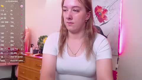 Snapshot of marthasimons chatting on 07/10/26, 05:01 Martha online show from 07/10/26, 05:01