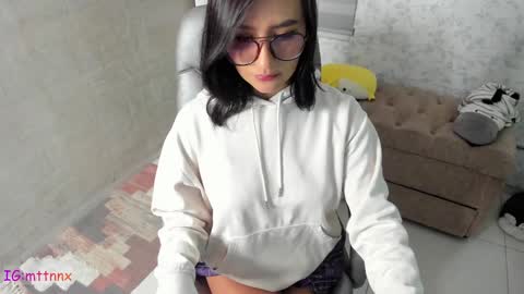 Snapshot of martiiinaa_ chatting on 02/06/25, 12:37 Martina online show from 02/06/25, 12:37