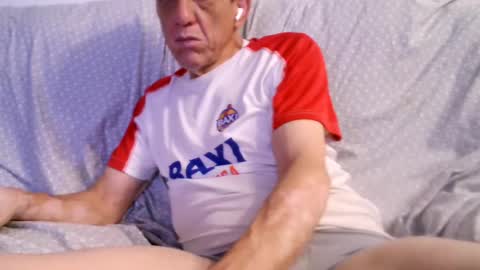 Snapshot of martilas1997 chatting on 07/21/26, 10:01 joshep online show from 07/21/26, 10:01