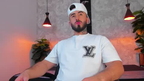 Snapshot of martin_foster_ chatting on 03/23/26, 04:05 Martin Foster online show from 03/23/26, 04:05