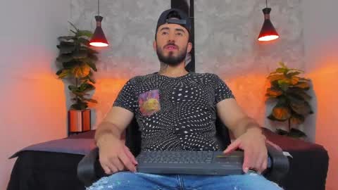 Snapshot of martin_foster_ chatting on 04/11/26, 03:44 Martin Foster online show from 04/11/26, 03:44