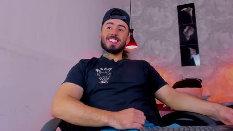 Snapshot of martin_foster_ chatting on 04/20/26, 05:37 Martin Foster online show from 04/20/26, 05:37