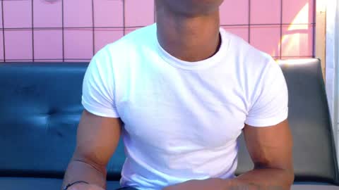 Martin online show from 04/10/26, 01:33