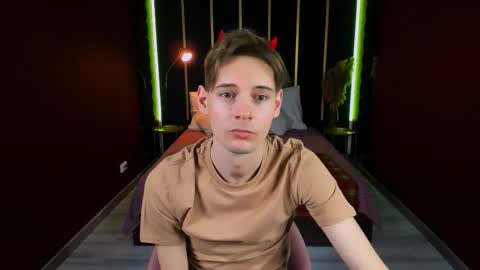 Snapshot of martin_perry chatting on 03/07/26, 11:29 Martin online show from 03/07/26, 11:29