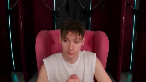 Snapshot of martin_perry chatting on 03/17/26, 11:02 Martin online show from 03/17/26, 11:02