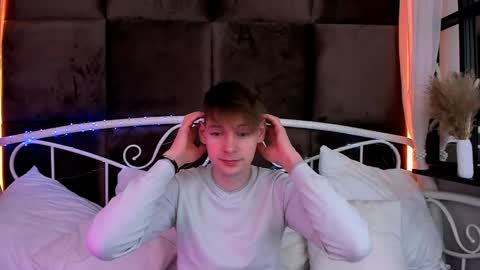 Snapshot of martin_perry chatting on 04/10/26, 11:15 Martin online show from 04/10/26, 11:15