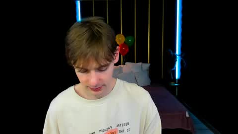 Snapshot of martin_perry chatting on 04/16/26, 11:00 Martin online show from 04/16/26, 11:00