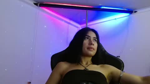 Snapshot of martina3120 chatting on 04/28/26, 11:43 100 explicit here. follow online show from 04/28/26, 11:43