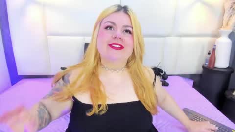 Snapshot of martina_armos chatting on 04/09/26, 02:11 Martina online show from 04/09/26, 02:11