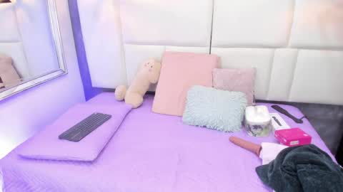 Martina  online show from 05/27/26, 12:13