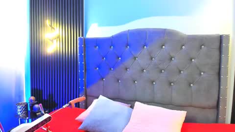   MARTINA   online show from 10/30/25, 12:17