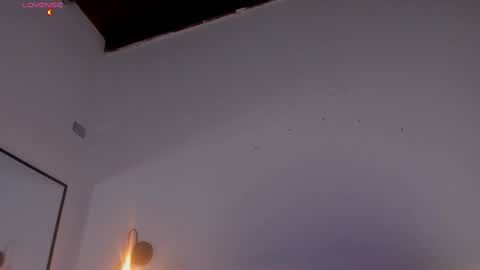 Snapshot of martina_jackson_ chatting on 11/12/25, 07:46 Laura online show from 11/12/25, 07:46