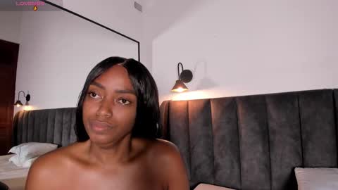 Laura online show from 02/03/26, 02:53