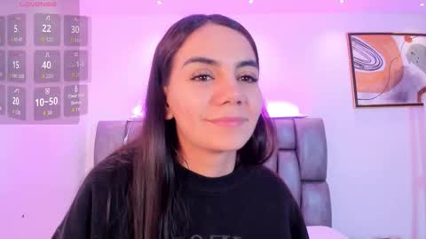 Martina online show from 12/05/25, 02:25