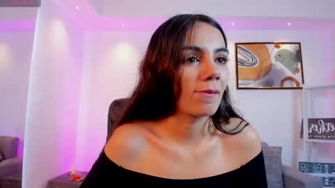 Snapshot of martina_mancinii chatting on 06/30/26, 01:12 Martina online show from 06/30/26, 01:12